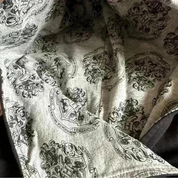 KIDS HARRY POTTER hoodie, size XL - Picture 2 of 13